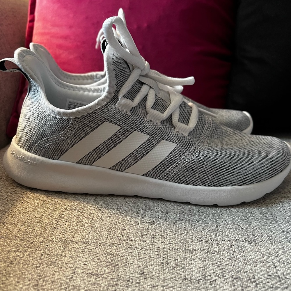 NWT.  Adidas running shoes women’s size 7. Cloudfoam Pure 2.0.